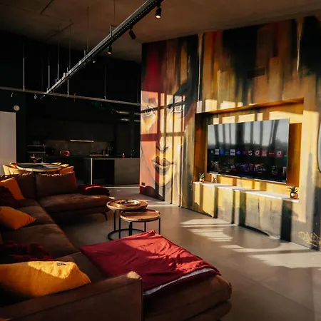 Apartamento Capsule Penthouse Centre Mons