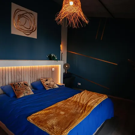 Daire Capsule Penthouse Centre Mons