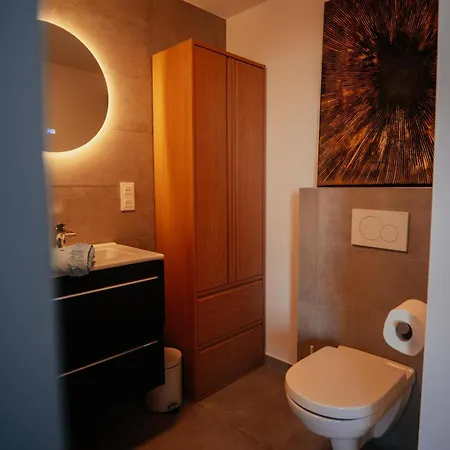 Capsule Penthouse Centre *