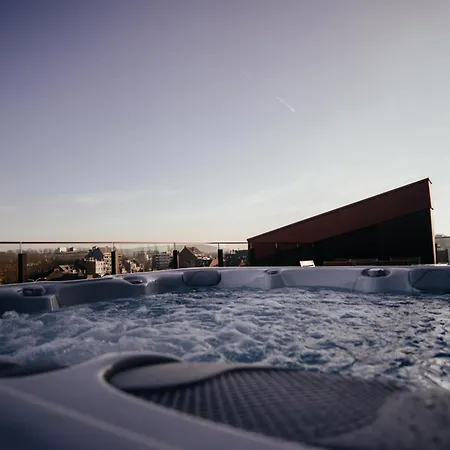 Capsule Penthouse Centre *