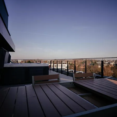 Capsule Penthouse Centre