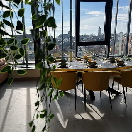 Capsule Penthouse Centre *