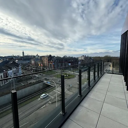 Capsule Penthouse Centre Apartment *