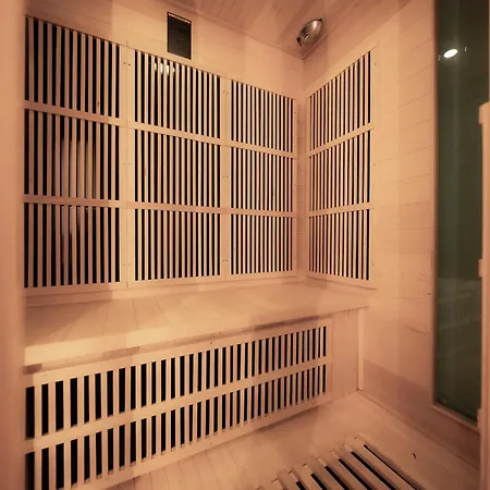 Capsule Penthouse Centre *