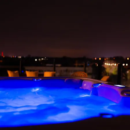 Apartamento Capsule Penthouse Centre