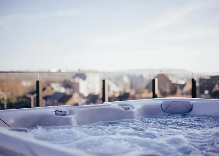 Capsule Penthouse Centre Apartment