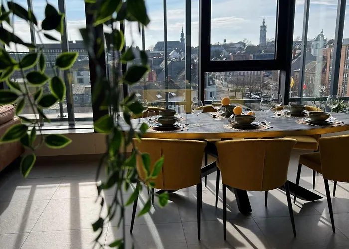 Capsule Penthouse Centre *